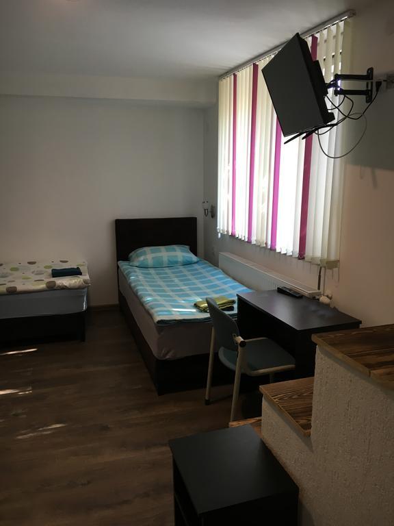 Pension Haus Baron 2 Friedrichsfeld Edingen-Neckarhausen Exteriér fotografie