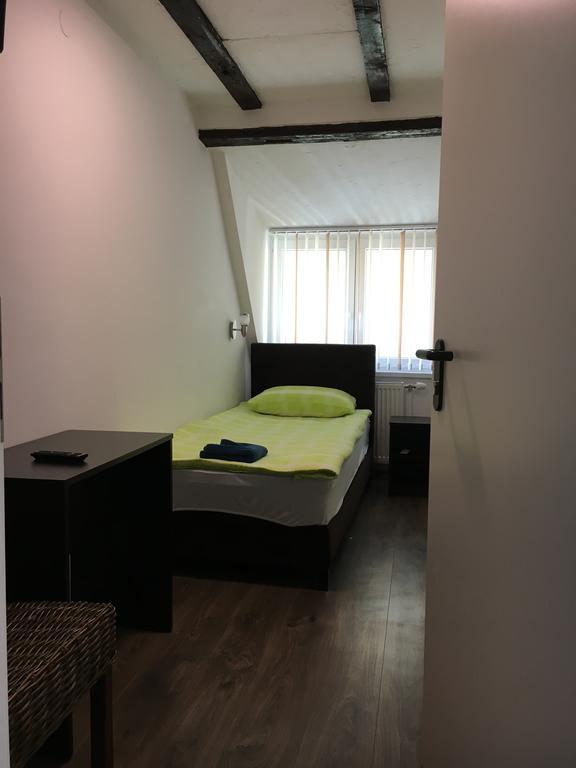 Pension Haus Baron 2 Friedrichsfeld Edingen-Neckarhausen Exteriér fotografie